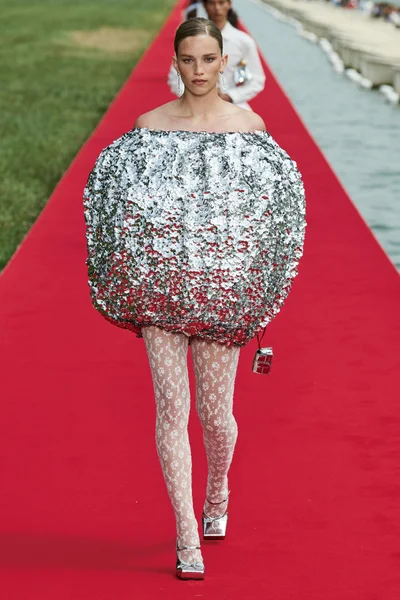 Look 39